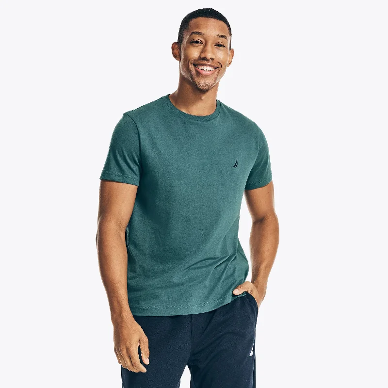 Men's Shirts with Geometric PatternsNautica Mens Solid Crewneck T-Shirt