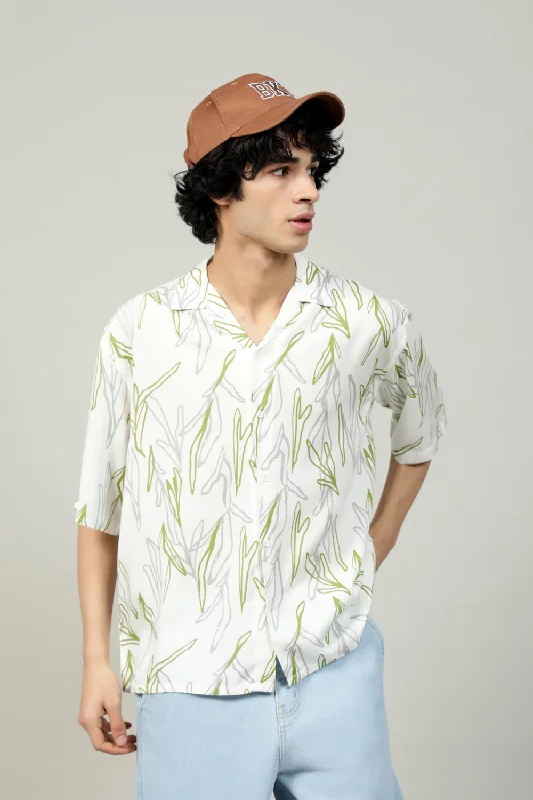 Men's Checked Short-Sleeve Shirts for Summer FunBAGGY FIT RESORT COLLAR PRINTED SHIRT