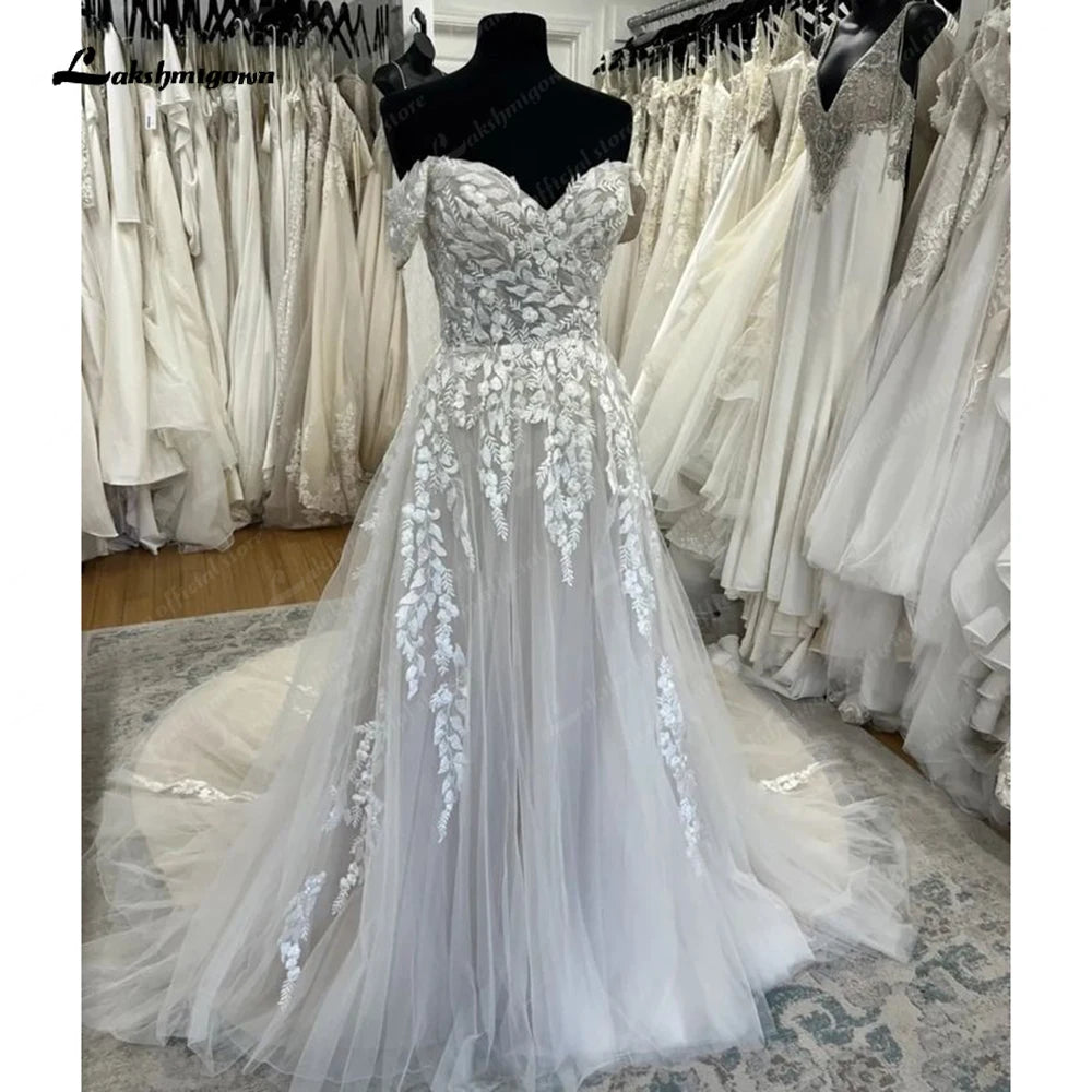 Roycebridal Tulle A-Line Wedding Dresses Sweetheart Neck Sleeveless Lace Up Court Train Bride Gowns Appliques Off The Shoulder Roycebridal Tulle A-Line Wedding Dresses Sweetheart Neck Sleeveless Lace Up Court Train Bride Gowns Appliques Off The Shoulder