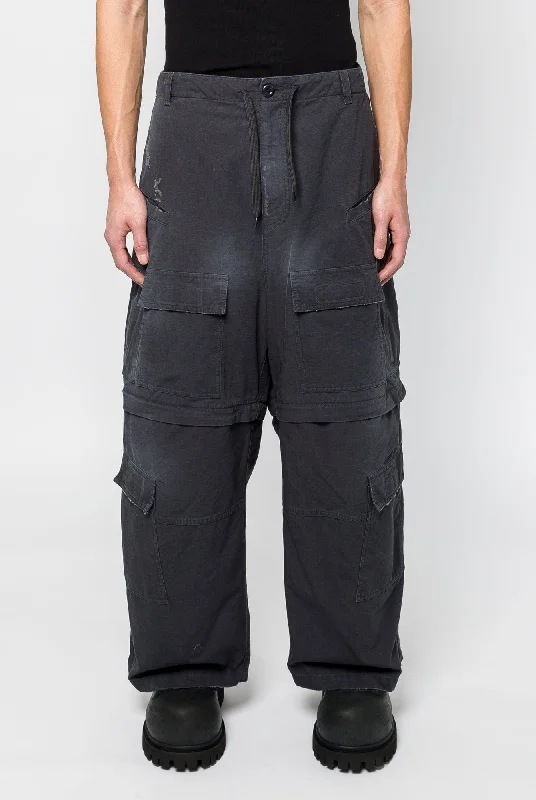 Classic Men's JeansBalenciaga Large Cargo Pants in Grey