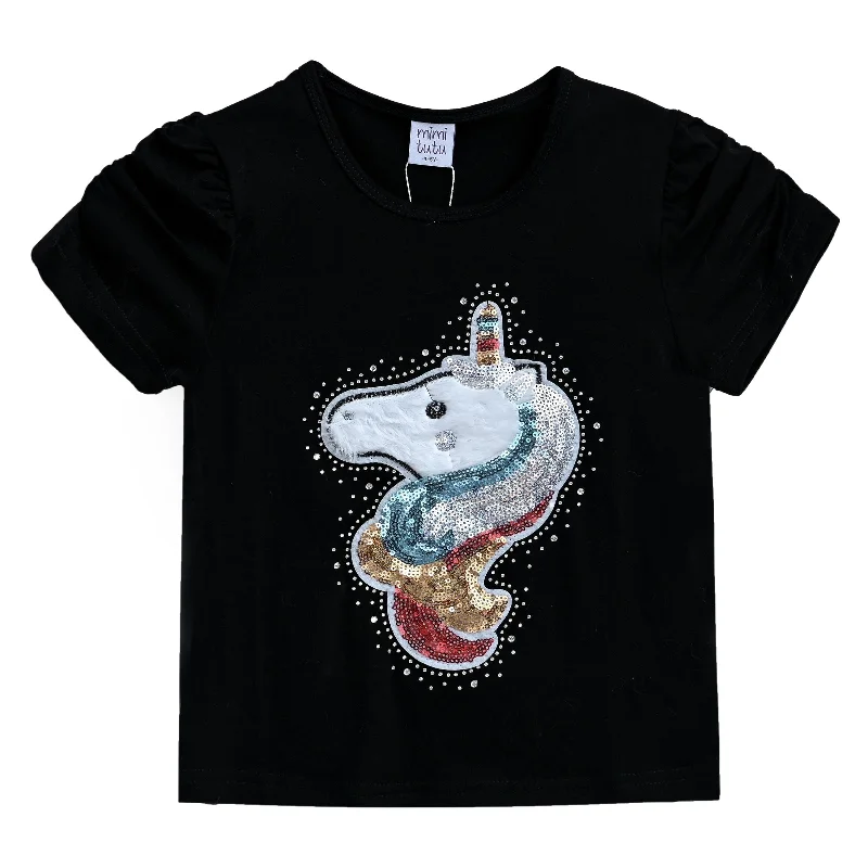 Men's Shirts with Pleated HemlinesBlack Unicorn Applique T-Shirt