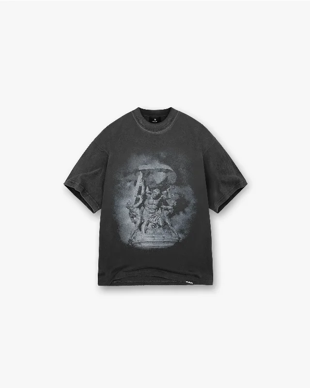 Men's Shirts with Embellished HemlinesAtlas T-Shirt - Stained Black
