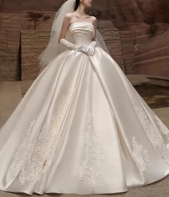 Women Satin Appliques Wedding Dresses Long Strapless Bridal Gowns YWD037