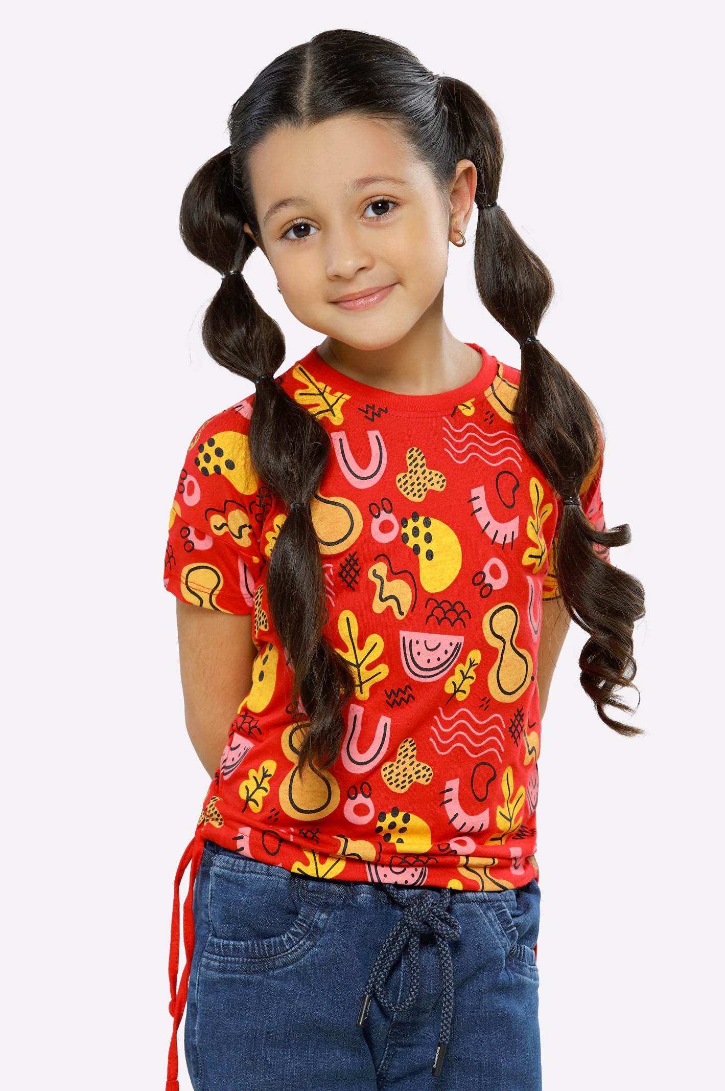 Men's Shirts with Pin CollarsRed Graphic Printed Girls T-Shirt