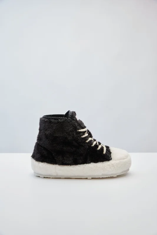 Men's Pants with Flap PocketsMarni Shearling Sneakers in Black