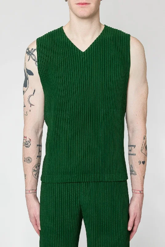 Men's Chino Shorts for Warm WeatherHomme Plissé Issey Miyake - MC August 2024 Vest in Seaweed Men's Chino Shorts for Warm WeatherHomme Plissé Issey Miyake - MC August 2024 Vest in Seaweed