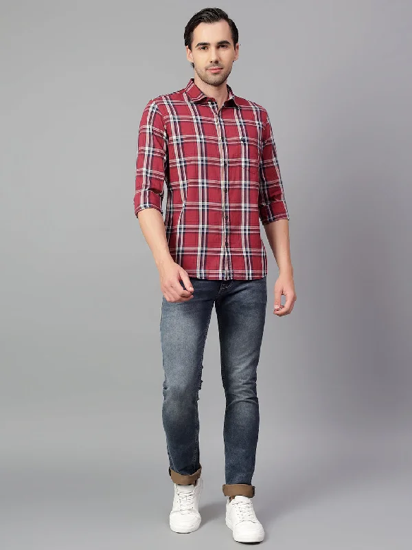 Men's Hawaiian Shirts for a Tropical VibeMen's Red Checked Full Sleeve Casual Shirt