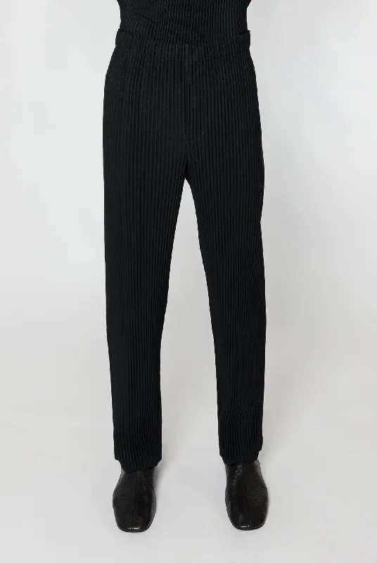 Men's Patterned Pants with Animal PrintsHomme Plissé Issey Miyake Basics Straight Leg Trousers in Black Men's Patterned Pants with Animal PrintsHomme Plissé Issey Miyake Basics Straight Leg Trousers in Black
