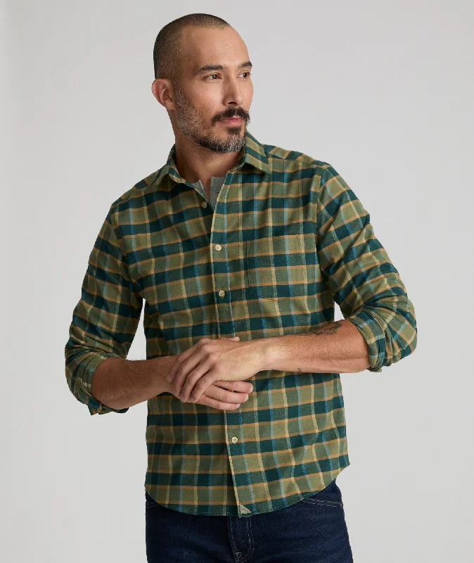 Men's Patterned Dress Shirts for a Unique TwistWrinkle-Free Performance Flannel Ryan Shirt