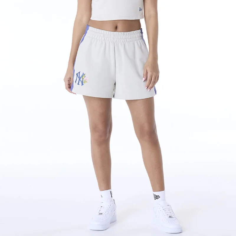 Men's Pants with Slant PocketsNew York Yankees Womens MLB Floral Cream Shorts