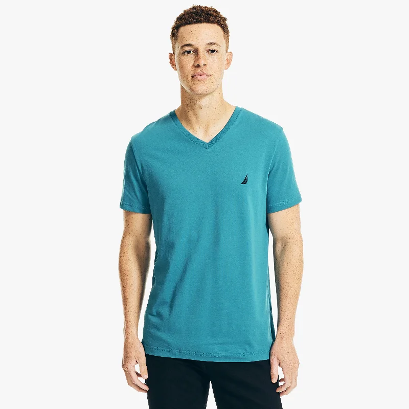Men's Shirts with Plaid PatternsNautica Mens Premium Cotton V-Neck T-Shirt