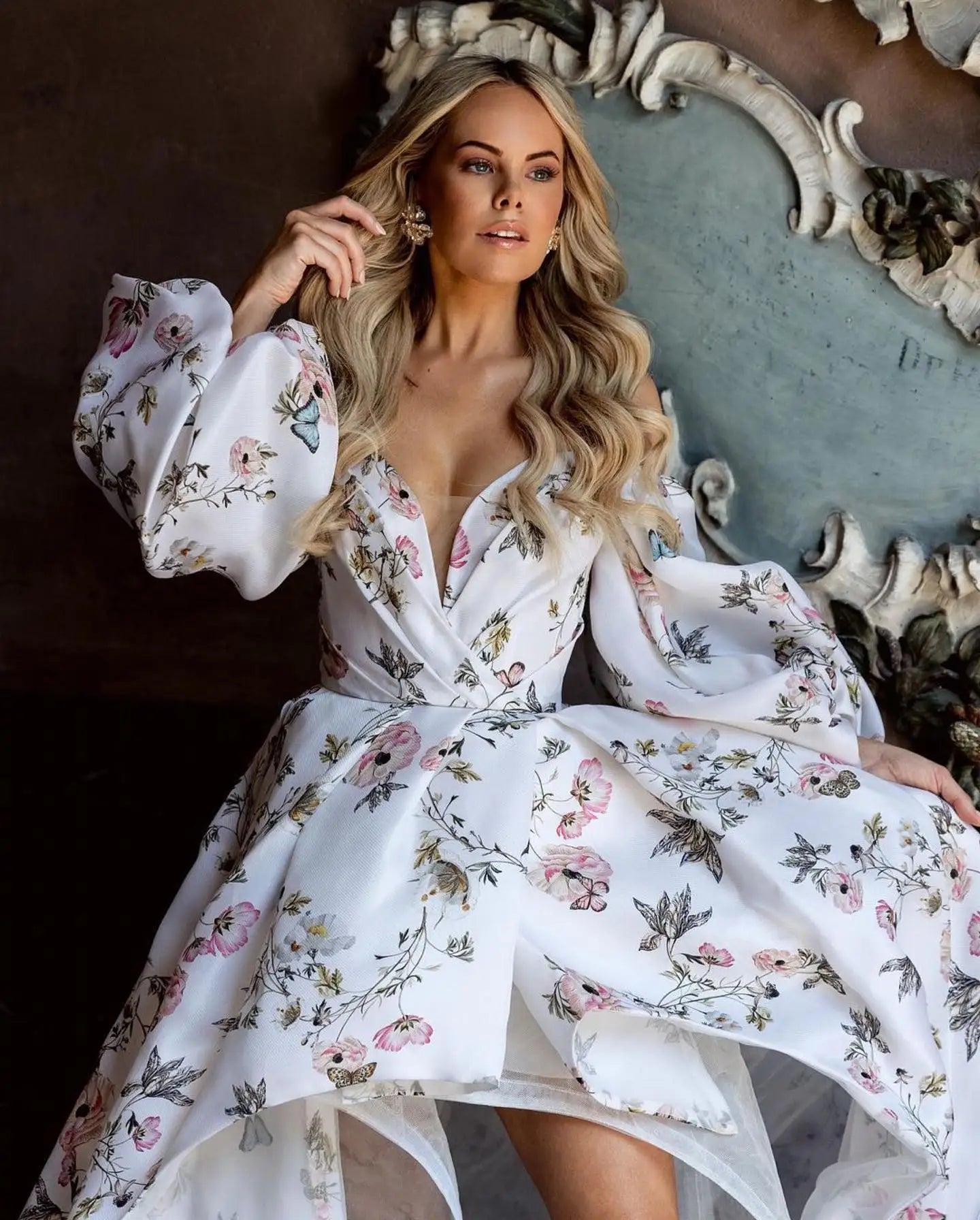 Roycebridal Floral Print A Line Wedding Dress Lace Appliques 2025 Luxury Bridal Boho Beach Wedding Gowns Backless Roycebridal Floral Print A Line Wedding Dress Lace Appliques 2025 Luxury Bridal Boho Beach Wedding Gowns Backless