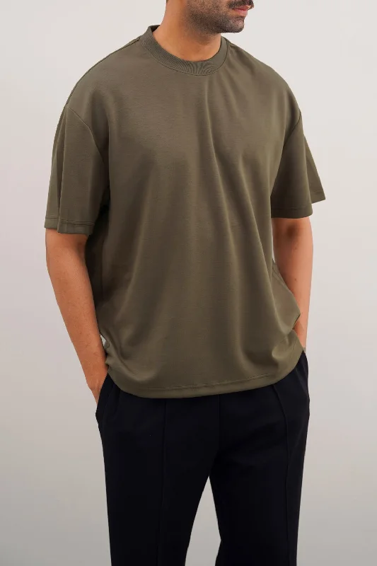 Men's Three-Quarter Sleeved TopsSOFT SCUBA T-SHIRT