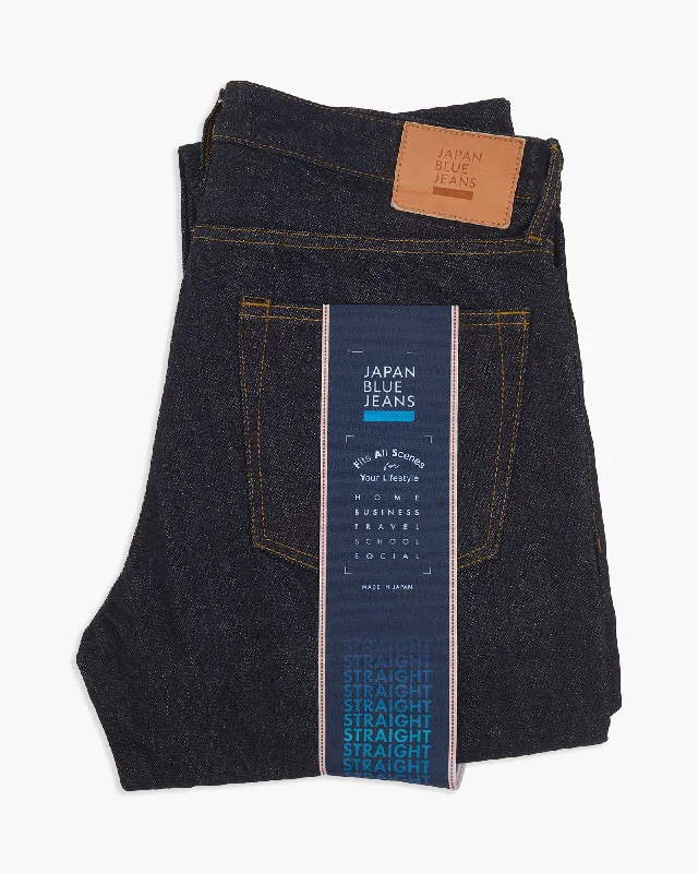 Men's Jeans with a Destroyed LookJapan Blue J304 Straight Fit 12.5oz African Cotton Selvedge Mens Jeans - Indigo Men's Jeans with a Destroyed LookJapan Blue J304 Straight Fit 12.5oz African Cotton Selvedge Mens Jeans - Indigo