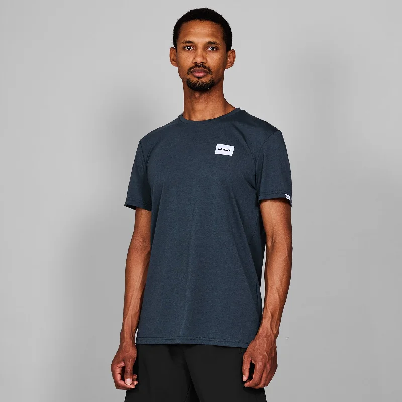 Men's Shirts with Moisture-Wicking FabricClean Motion T-shirt