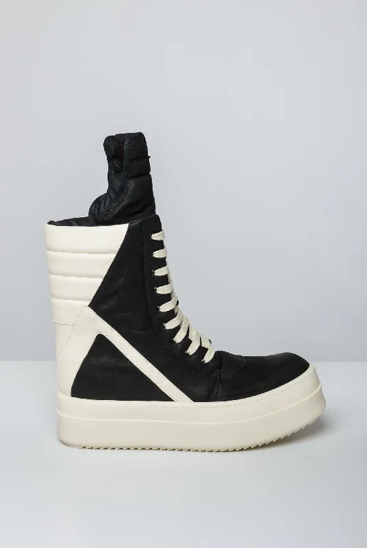 Men's Solid-Colored Pants for VersatilityRick Owens Mega Geobaskets in Black and Milk Men's Solid-Colored Pants for VersatilityRick Owens Mega Geobaskets in Black and Milk