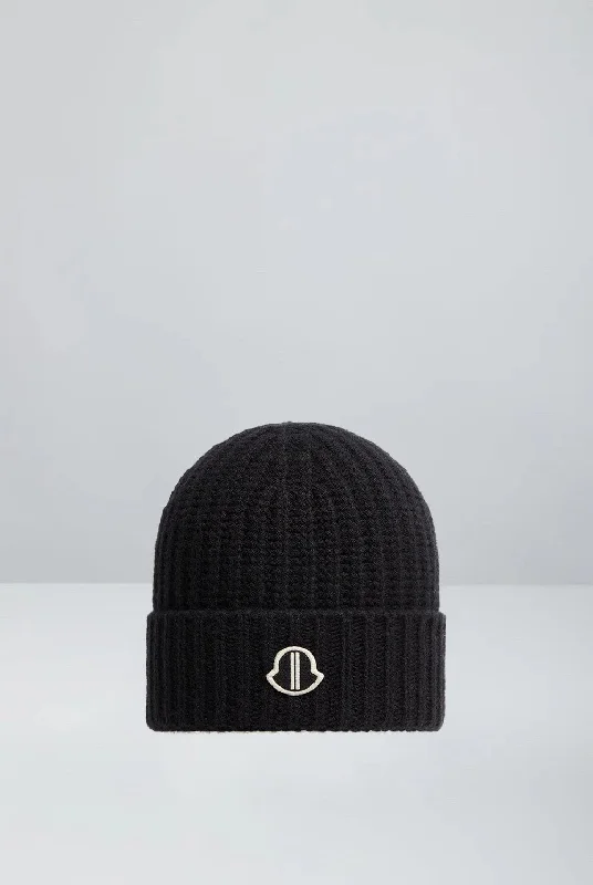 Men's Pants with Zippered PocketsRick Owens x Moncler Beanie in Black