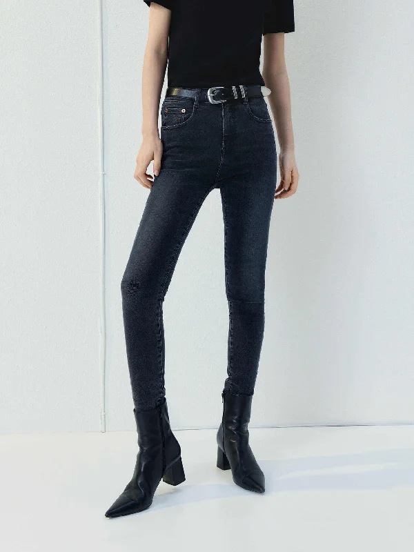 Men's Jeans in Unique PatternsSkinny Raw Details Jeans