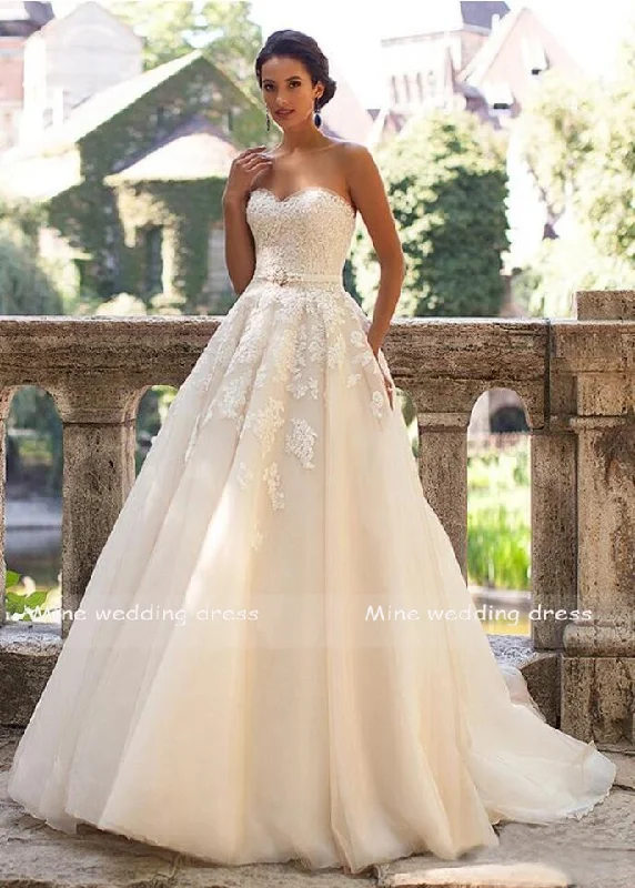 Roycebridal Glamorous Sweetheart Neck Wedding Dress Vestidos de Novia 2021 Lace Appliques with Belt Lace Up Wedding Gowns Robe Mariage Roycebridal Glamorous Sweetheart Neck Wedding Dress Vestidos de Novia 2021 Lace Appliques with Belt Lace Up Wedding Gowns Robe Mariage
